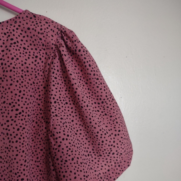 Women's Pink Polkadot Cropped V-neck Blouse Shirt Size M - Picture 4 of 7